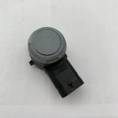 Side view of a Lixiang electric vehicle's radar sensor on a white background